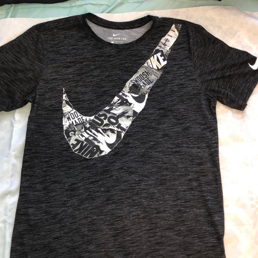 Nike tee shirt